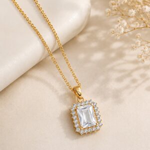 Elegant Crystal Gold Pendant Necklace